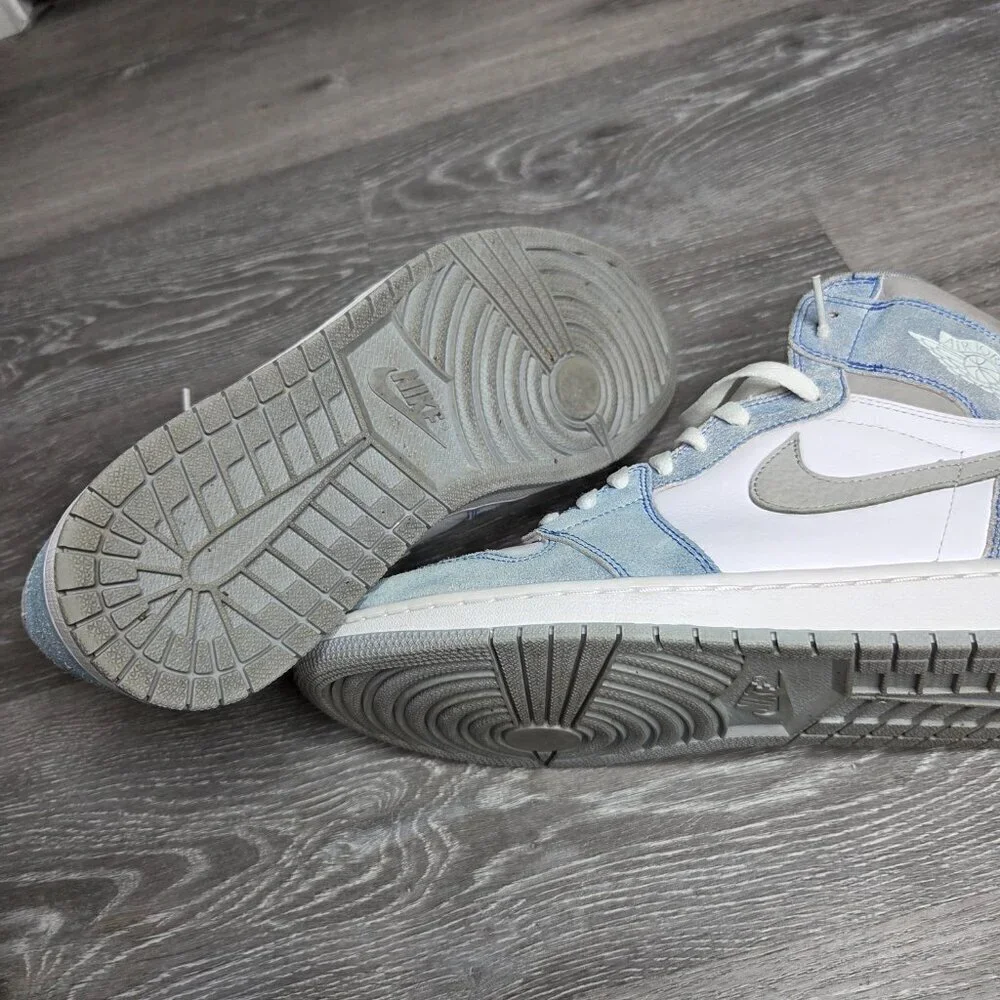 Men's - Jordan 1 Retro High Hyper Royal Smoke Grey Blue Nike Sneakers - Size 12